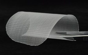 Lichtenstein mesh tension-free inguinal hernia repair surgery video